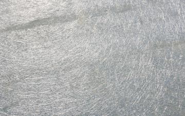 Wall Under Heywood laminate fibreglass or shingles?